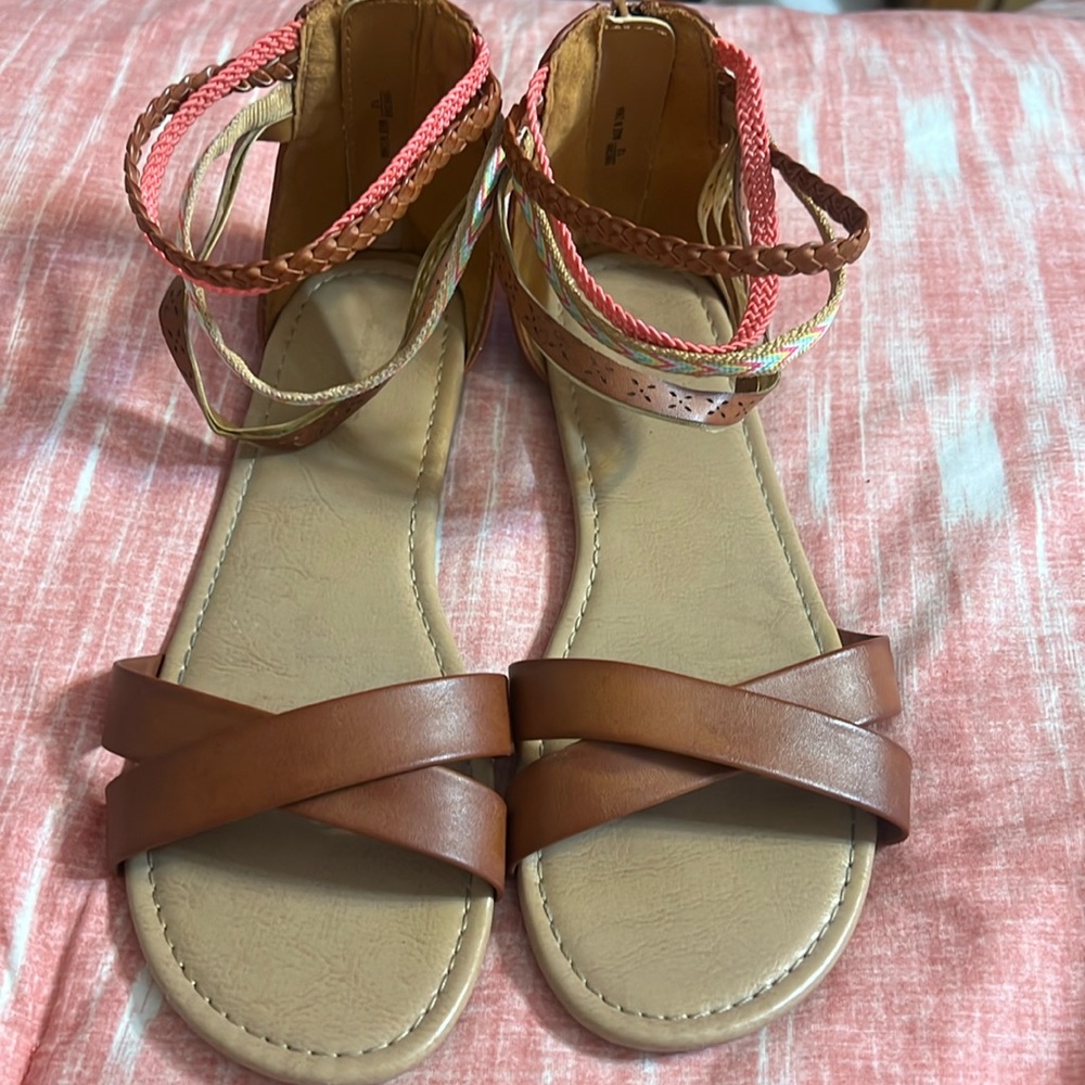 American Eagle zipper bag sandals